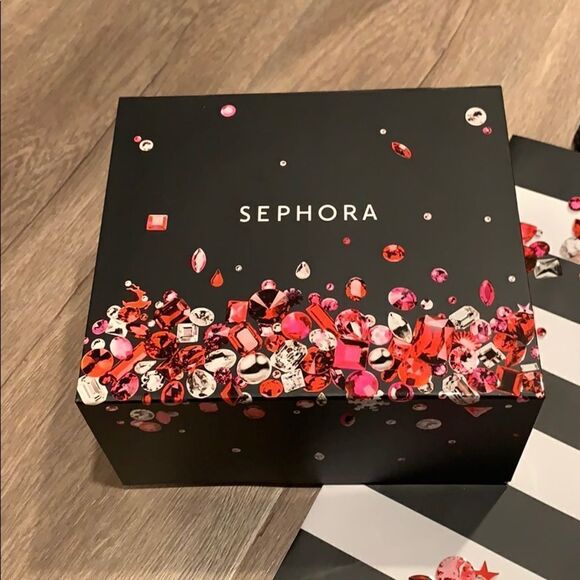 🎉1 hr sale 🎉Sephora box Limited Edition 💕 - Picture 1 of 5